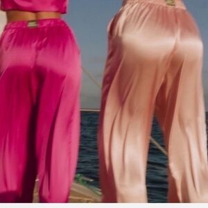 Daily drills satin pink pants